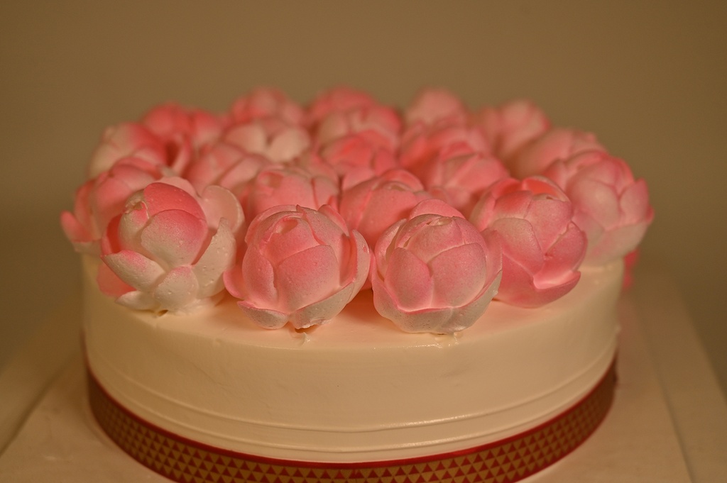 Rose Vanilla Cake